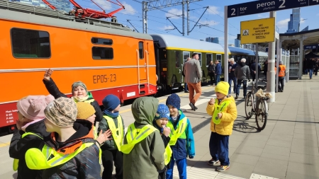 Wycieczka - zwiedzanie pociągu ''Nieśpieszny''